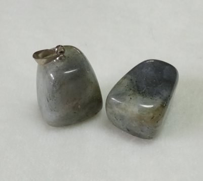 Labradorite - Pendentif en pierre polie pour animaux